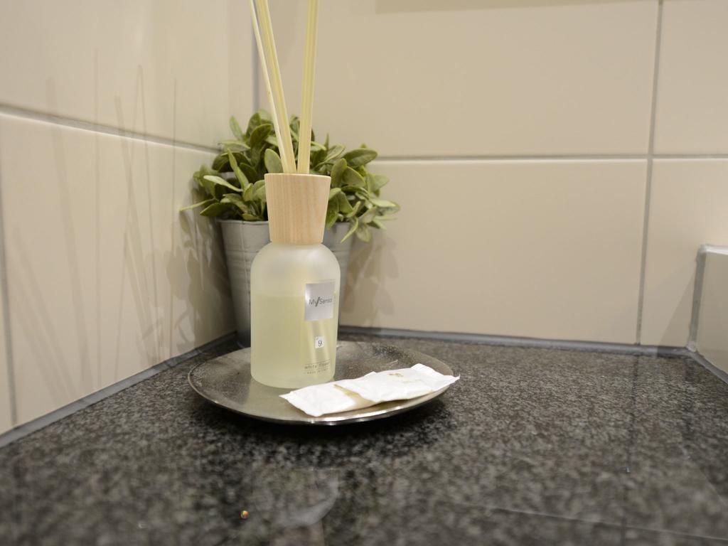 מרקטדנפלד Land-Gut Hotel Zum Loewen Garni חדר תמונה