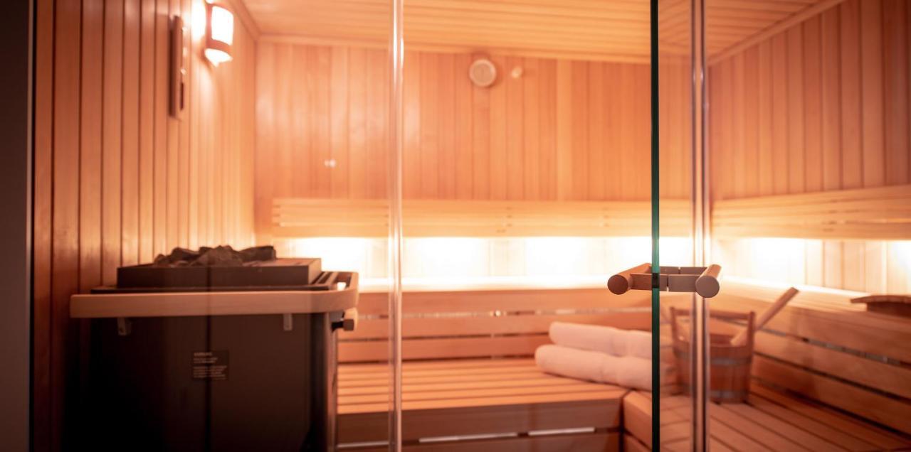 מרקטדנפלד Land-Gut Hotel Zum Loewen Garni מראה חיצוני תמונה