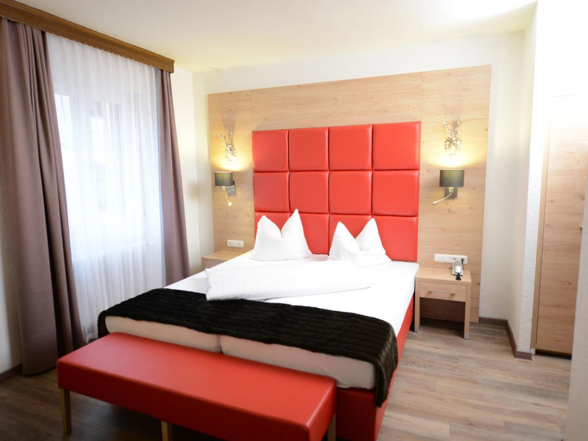 מרקטדנפלד Land-Gut Hotel Zum Loewen Garni חדר תמונה